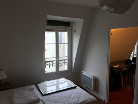 
                                                                                        Location
                                                                                         Très beau T2 meublé 32m² métro RANELAGH