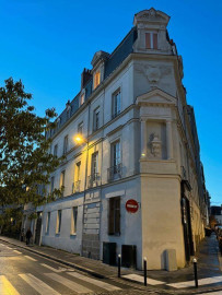 
                                                                                        Location
                                                                                         Très beau T2/T3 hyper centre Nantes