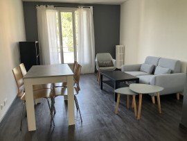 
                                                                                        Location
                                                                                         Très beau T3 meublé Lyon 9 - Gorge du loup