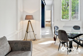 
                                                                                        Vente
                                                                                         Très bel appartement 3 pièces entièrement rénové