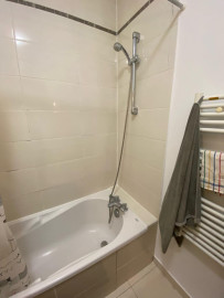 
                                                                                        Location
                                                                                         Très bel appartement