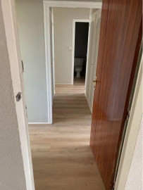 
                                                                                        Location
                                                                                         Très bel appartement - Vue imprenable sur le lac