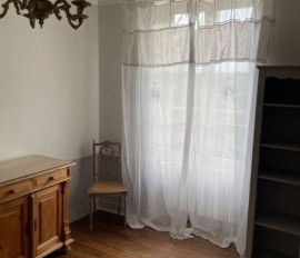 
                                                                                        Colocation
                                                                                         Très belle maison avec grands espaces communs