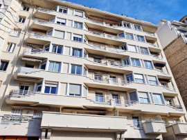 
                                                                                        Location
                                                                                         Très grand T2 sans vis a vis
