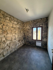 
                                                                                        Location
                                                                                         Très jolie Maison dans un quartier très calme