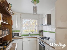 Vente
Triplex 4 pièces une maison de village