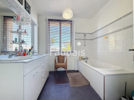 
                                                                                        Vente
                                                                                         TROISGOTS Maison 5 chambres 