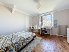 
                                                                                        Vente
                                                                                         TROISGOTS Maison 5 chambres 