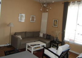 
                                                                                        Location
                                                                                         Type 3 traversant rue Nationale Tours