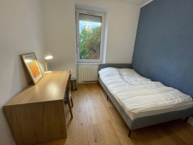 
                                                                                        Colocation
                                                                                         Une chambre dans une colocation de deux personnes.