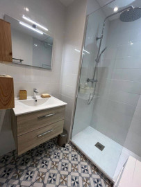 
                                                                                        Colocation
                                                                                         Une chambre disponible dans belle coloc 78 m²