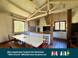 
                                                                                        Vente
                                                                                         Une maison à usage d'habitation avec dépendances, étang et terrain attenant et non attenant