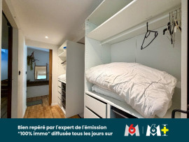 
                                                                                        Vente
                                                                                         Une maison à usage d'habitation avec dépendances, étang et terrain attenant et non attenant