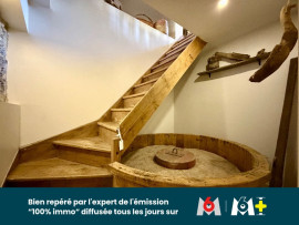 
                                                                                        Vente
                                                                                         Une maison à usage d'habitation avec dépendances, étang et terrain attenant et non attenant