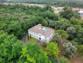 
                                                                                        Vente
                                                                                         UNE SIGNATURE ARCHITECTURALE AU CŒUR D’UN ÉCR