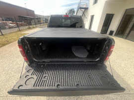 
                                                                                        Utilitaire
                                                                                         Utilitaire - Dodge Ram 1500 CREW CAB 5.7 V8 LARAMIE SPORT PACK BLACK GPL - 79970€