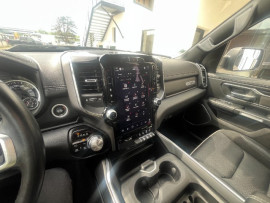 
                                                                                        Utilitaire
                                                                                         Utilitaire - Dodge Ram 1500 CREW CAB 5.7 V8 LARAMIE SPORT PACK BLACK GPL - 79970€