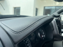
                                                                                        Utilitaire
                                                                                         Utilitaire - Dodge Ram 1500 CREW CAB 5.7 V8 LARAMIE SPORT PACK BLACK GPL - 79970€