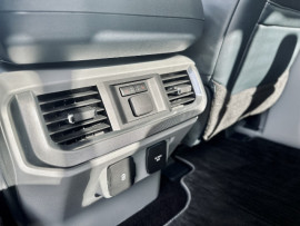 
                                                                                        Utilitaire
                                                                                         Utilitaire Pick-up - Ford F150 LIMITED SUPERCREW POWERBOOST HYBRIDE - 109970€