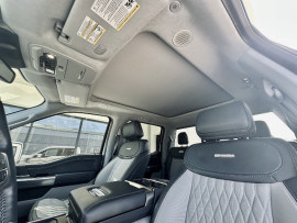 
                                                                                        Utilitaire
                                                                                         Utilitaire Pick-up - Ford F150 LIMITED SUPERCREW POWERBOOST HYBRIDE - 99970€