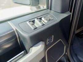 
                                                                                        Utilitaire
                                                                                         Utilitaire Pick-up - Ford F150 RAPTOR 3.5 V6 SUPERCREW - 74970€