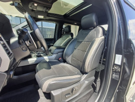 
                                                                                        Utilitaire
                                                                                         Utilitaire Pick-up - Ford F150 RAPTOR 3.5 V6 SUPERCREW - 74970€