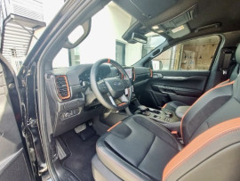 
                                                                                        Utilitaire
                                                                                         Utilitaire Pick-up - Ford Ranger RAPTOR DOUBLE CABINE 2.0 ECOBLUE 210 CH BVA - 69970€
