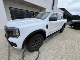 
                                                                                        Utilitaire
                                                                                         Utilitaire Pick-up - Ford Ranger WILDTRAK DOUBLE CABINE 2.0 ECOBLUE 205 CH DIESEL BVA 10 - 52970€