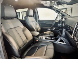 
                                                                                        Utilitaire
                                                                                         Utilitaire Pick-up - Ford Ranger WILDTRAK DOUBLE CABINE 3.0L V6 240CH - 66970€