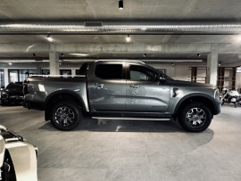 
                                                                                        Utilitaire
                                                                                         Utilitaire Pick-up - Ford Ranger WILDTRAK DOUBLE CABINE 3.0L V6 240CH - 66970€