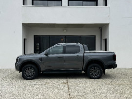 
                                                                                        Utilitaire
                                                                                         Utilitaire Pick-up - Ford Ranger WILDTRAK DOUBLE CABINE 3.0L V6 240CH - 66970€