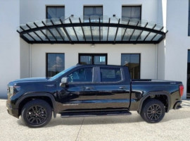 
                                                                                        Utilitaire
                                                                                         Utilitaire Pick-up - Gmc Sierra 1500 PRO 2026 FLEXFUEL E85 5.3L V8 - 89970€