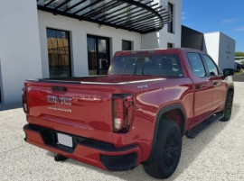 
                                                                                        Utilitaire
                                                                                         Utilitaire Pick-up - Gmc Sierra 1500 PRO 2026 FLEXFUEL E85 5.3L V8 - 89970€