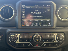 
                                                                                        Utilitaire
                                                                                         Utilitaire Pick-up - Jeep Gladiator OVERLAND 3.0 V6 MULTIJET - 64970€