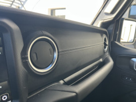 
                                                                                        Utilitaire
                                                                                         Utilitaire Pick-up - Jeep Gladiator OVERLAND 3.0 V6 MULTIJET - 64970€