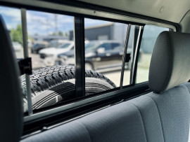 
                                                                                        Utilitaire
                                                                                         Utilitaire Pick-up - Toyota Grj79 DC LX DOUBLE CABINE V6 4.0L - 104970€