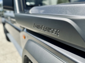 
                                                                                        Utilitaire
                                                                                         Utilitaire Pick-up - Toyota Grj79 DC LX DOUBLE CABINE V6 4.0L - 104970€