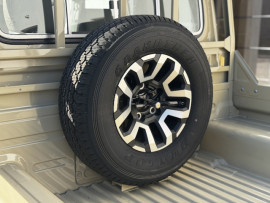 
                                                                                        Utilitaire
                                                                                         Utilitaire Pick-up - Toyota Grj79 DC LX DOUBLE CABINE V6 4.0L - 104970€