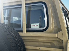 
                                                                                        Utilitaire
                                                                                         Utilitaire Pick-up - Toyota Grj79 DC LX DOUBLE CABINE V6 4.0L - 104970€