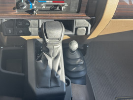 
                                                                                        Utilitaire
                                                                                         Utilitaire Pick-up - Toyota Grj79 DC LX DOUBLE CABINE V6 4.0L - 104970€