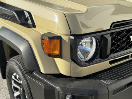 
                                                                                        Utilitaire
                                                                                         Utilitaire Pick-up - Toyota Grj79 DC LX DOUBLE CABINE V6 4.0L - 104970€