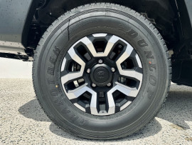 
                                                                                        Utilitaire
                                                                                         Utilitaire Pick-up - Toyota Grj79 DC LX DOUBLE CABINE V6 4.0L - 94970€