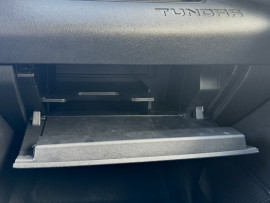 
                                                                                        Utilitaire
                                                                                         Utilitaire - Toyota Tundra SR5 3.4L V6 DOUBLE CABINE - 86970€