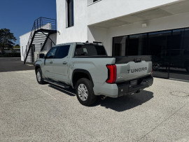 
                                                                                        Utilitaire
                                                                                         Utilitaire - Toyota Tundra SR5 3.4L V6 DOUBLE CABINE - 86970€