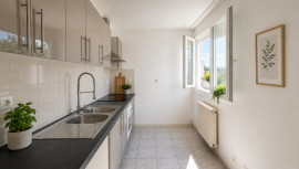 
                                                                                        Vente
                                                                                         Valence le Haut (et non Le Plan). T4 avec terrasse de 20 m2 sur le parc