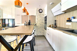 
                                                                                        Vente
                                                                                         Vanves 3 pièces - 69m² - haut standing