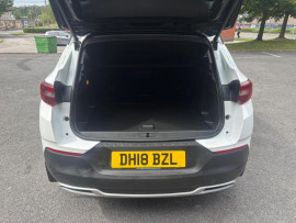 
                                                                                        Voiture
                                                                                         Vauxhall Grandland X 1.2 Turbo Elite Nav SUV 5dr Petrol Manual Euro 6 (s/s) (130 ps)