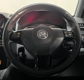 Voiture
                                                                                Vauxhall Zafira 1.9 CDTi Exclusiv MPV 5dr Diesel Auto Euro 4 (120 ps) MPV