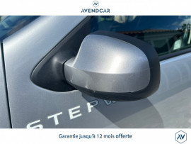 Voiture
Véhicule Dacia Sandero (2)