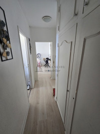 
                                                                                        Vente
                                                                                         VEND CHARMANT 2 PIECES